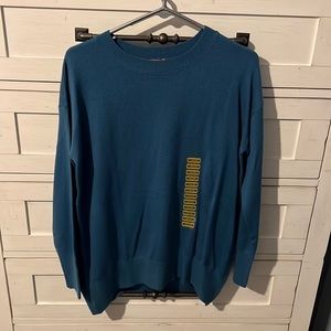 NWT Sweater Size M